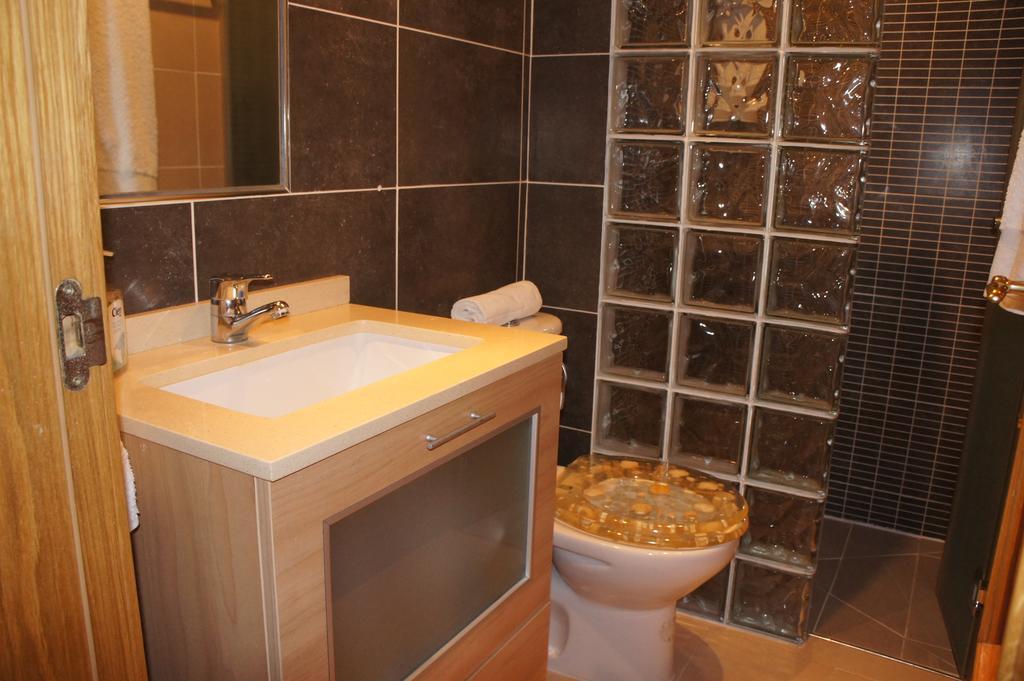 Sunny Apartment Al-Sakia, Quarteira, Vilamoura Luaran gambar