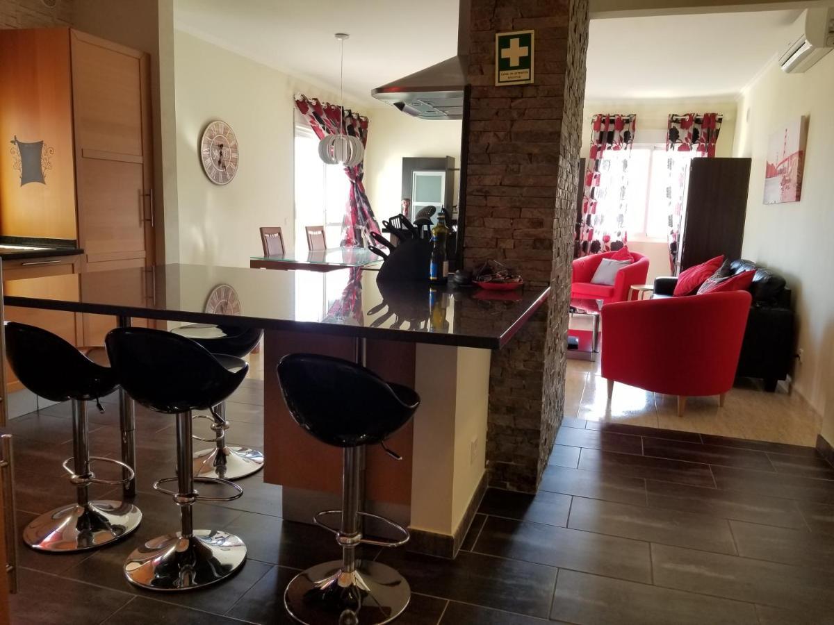 Sunny Apartment Al-Sakia, Quarteira, Vilamoura Luaran gambar